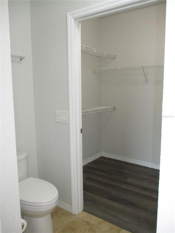 Building Photo - 6055 Westgate Dr