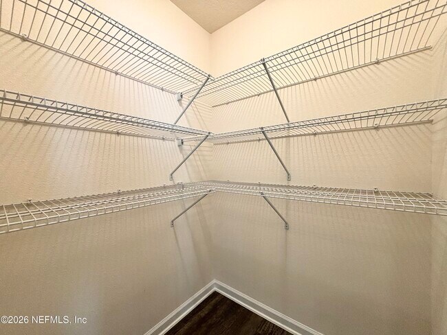 Building Photo - 1763 Eagle View Way