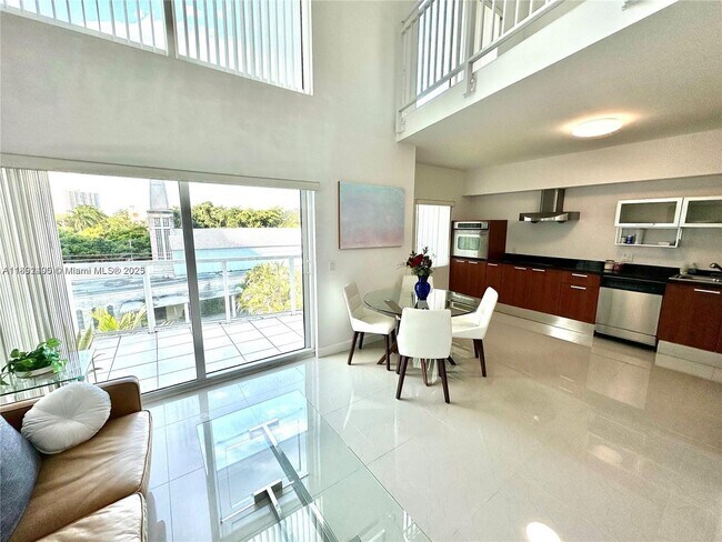 Building Photo - 1650 Brickell Ave