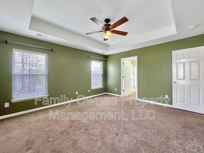 Building Photo - 320 Burton Ct