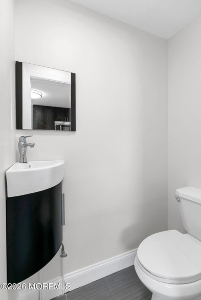 Building Photo - 119 Manor Dr