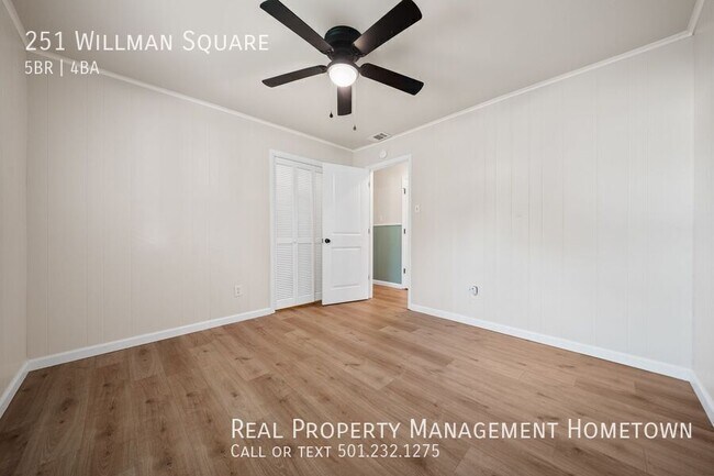 Building Photo - 251 Willman Square