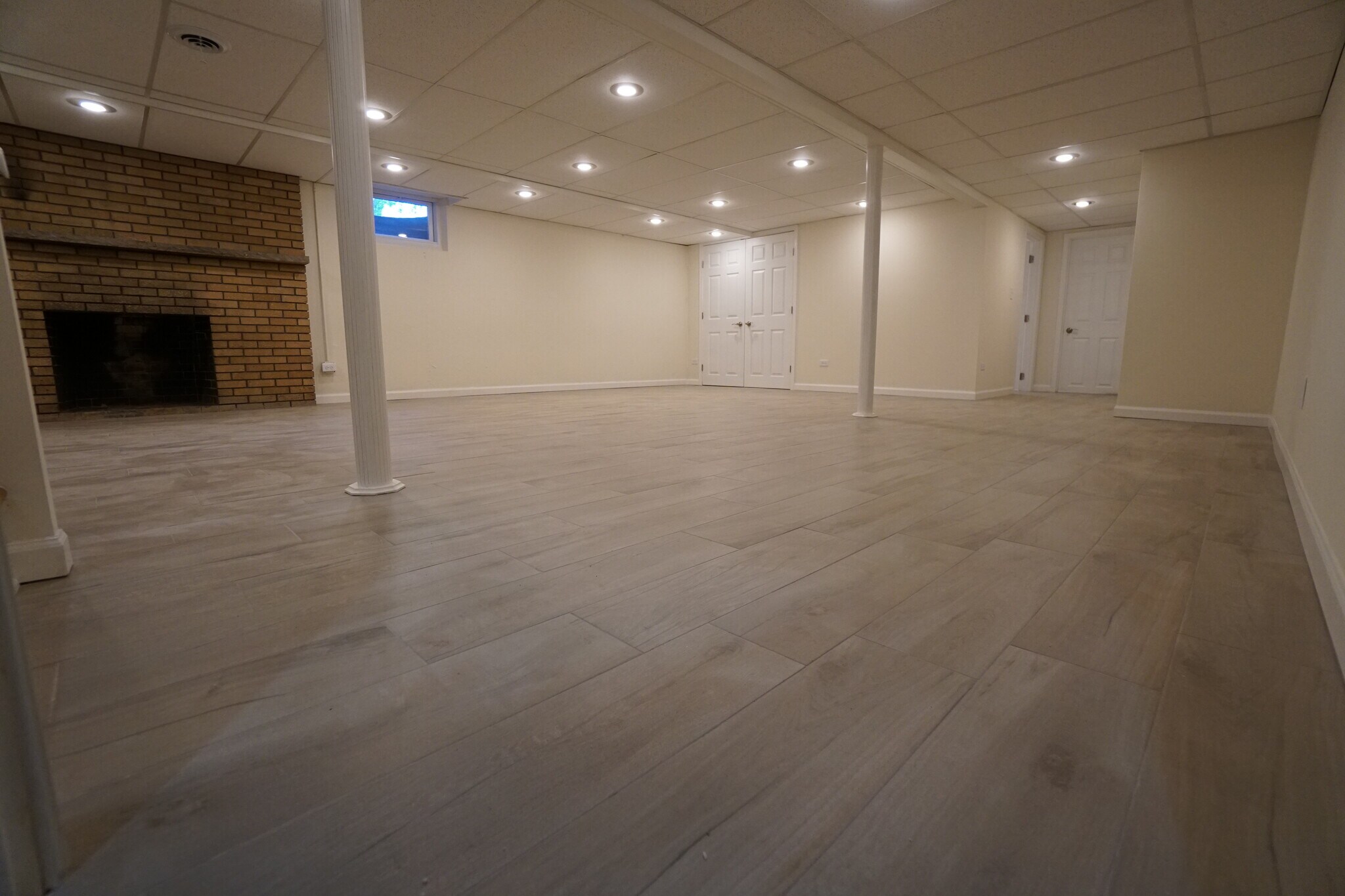 Building Photo - 28W383 Behrs Circle Dr S