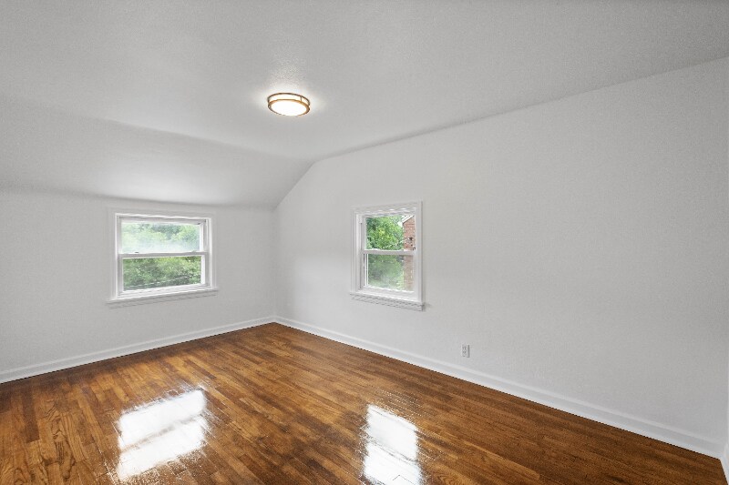 Building Photo - 1454 Elizabeth Blvd