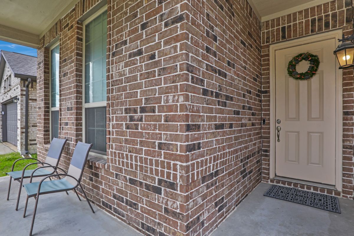 Building Photo - 15431 Kirkdell Bend Dr