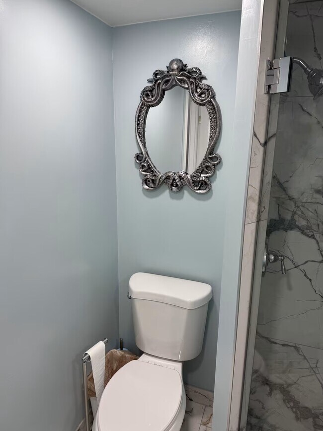 Building Photo - 3839 Sandstone Ct