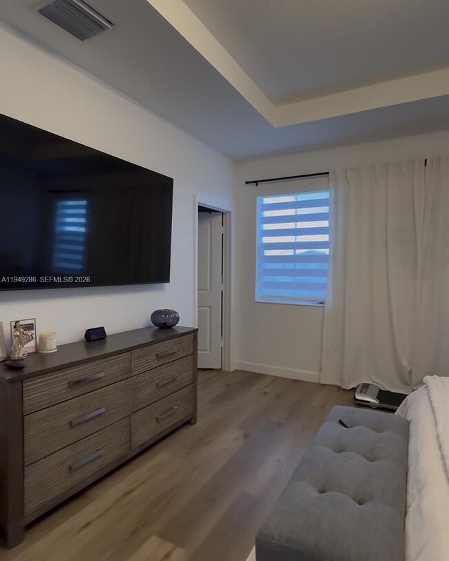 Building Photo - 2415 SE 23rd Rd