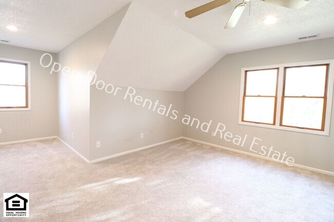 Building Photo - 4 bedroom home now available!