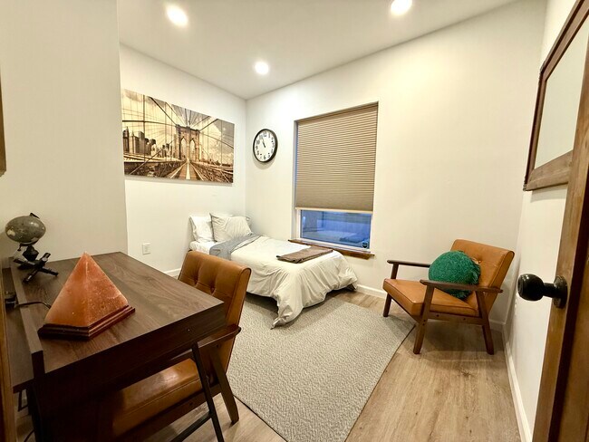 Bedroom 2 - 6634 Etzel Ave