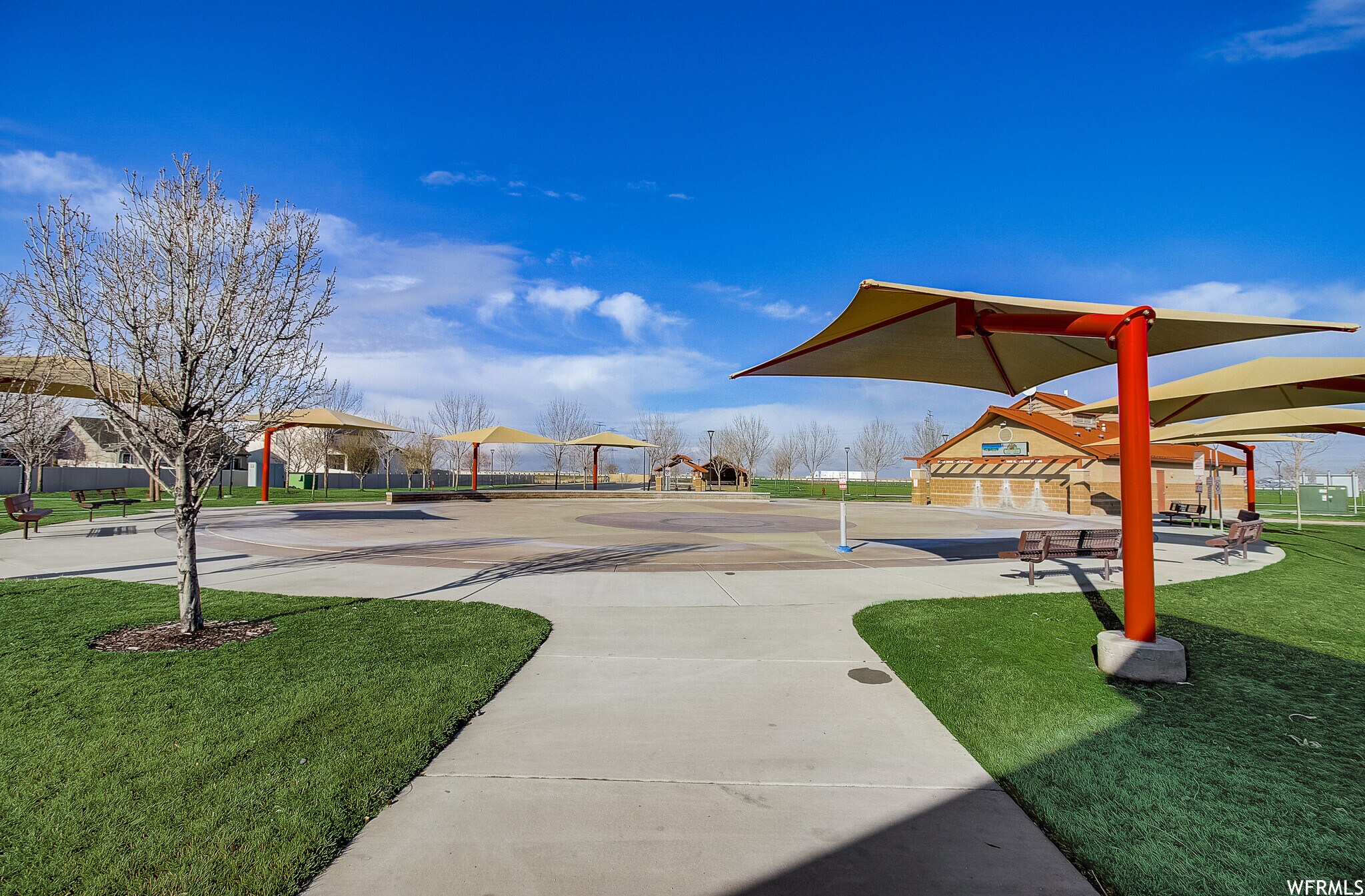 Building Photo - 928 W Stonehaven Dr