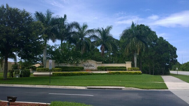 Building Photo - 6136 Santa Margarito Dr