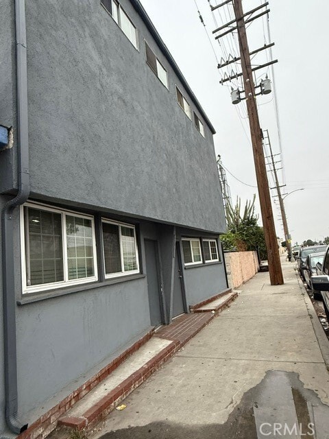 Building Photo - 5847 Cherry Ave