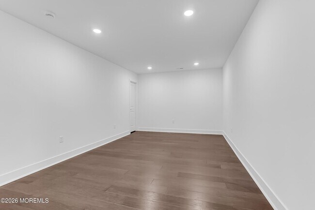 Building Photo - 163 Woolley Ct