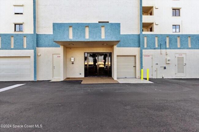 Building Photo - 1125 Jimmy Buffett Mem Hwy