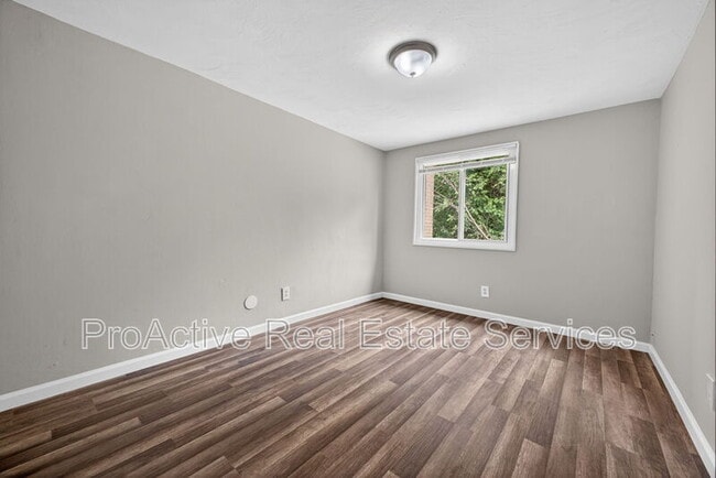 Building Photo - 6430 Faraday Ct