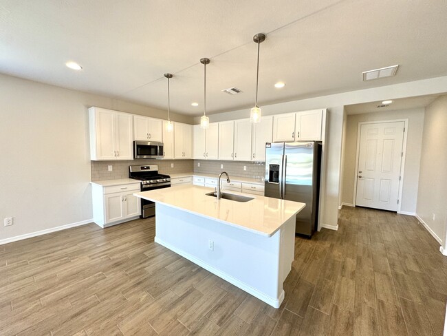 Building Photo - 21656 N Belt Dr