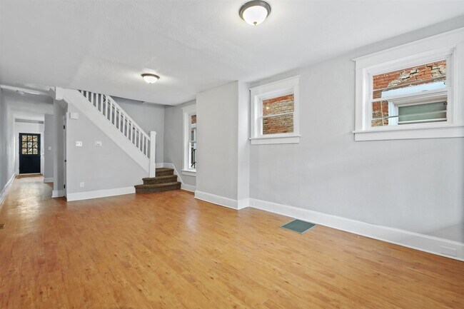 Building Photo - 2626 N 6th St
