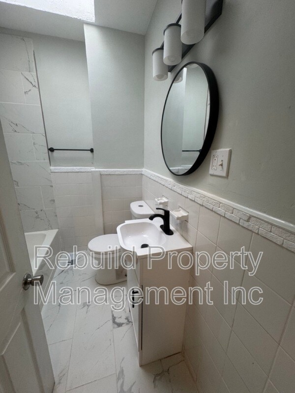 Building Photo - 3706 Gelston Dr