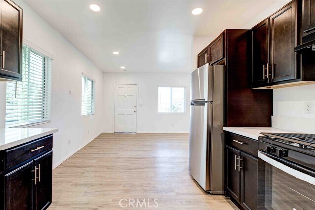 Building Photo - 10108 Fernglen Ave