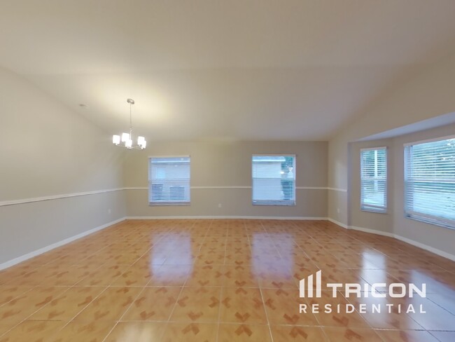 Building Photo - 11724 S Stone Ln