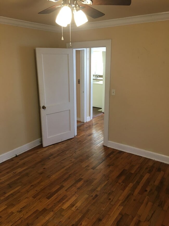 Building Photo - 2/1 Cottage in Shannon $1,100