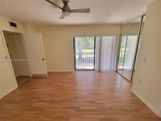 Building Photo - 3227 32nd Way