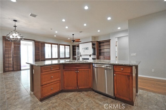Building Photo - 1473 Canyon Pl
