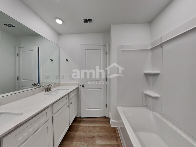 Building Photo - 14633 Cedar Trunk Ter