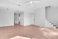 Building Photo - 4 BR, 2 BATH townhouse in downtown Charleston, SC.