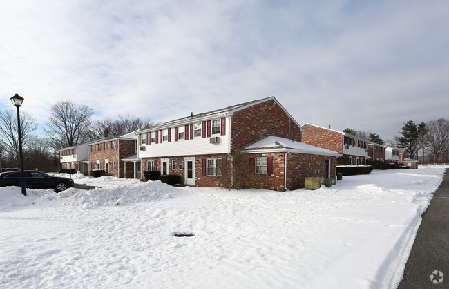 Primary Photo - Townehouse of Amherst