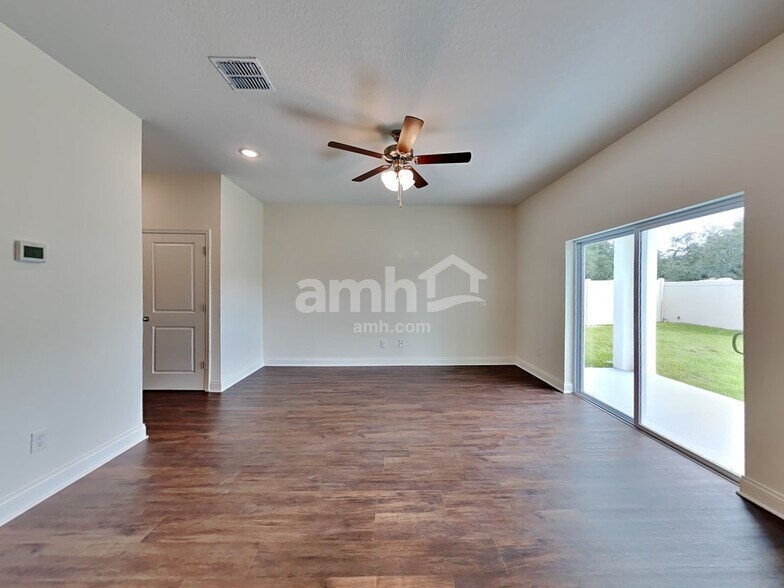 Building Photo - 6174 Little Blf Cir