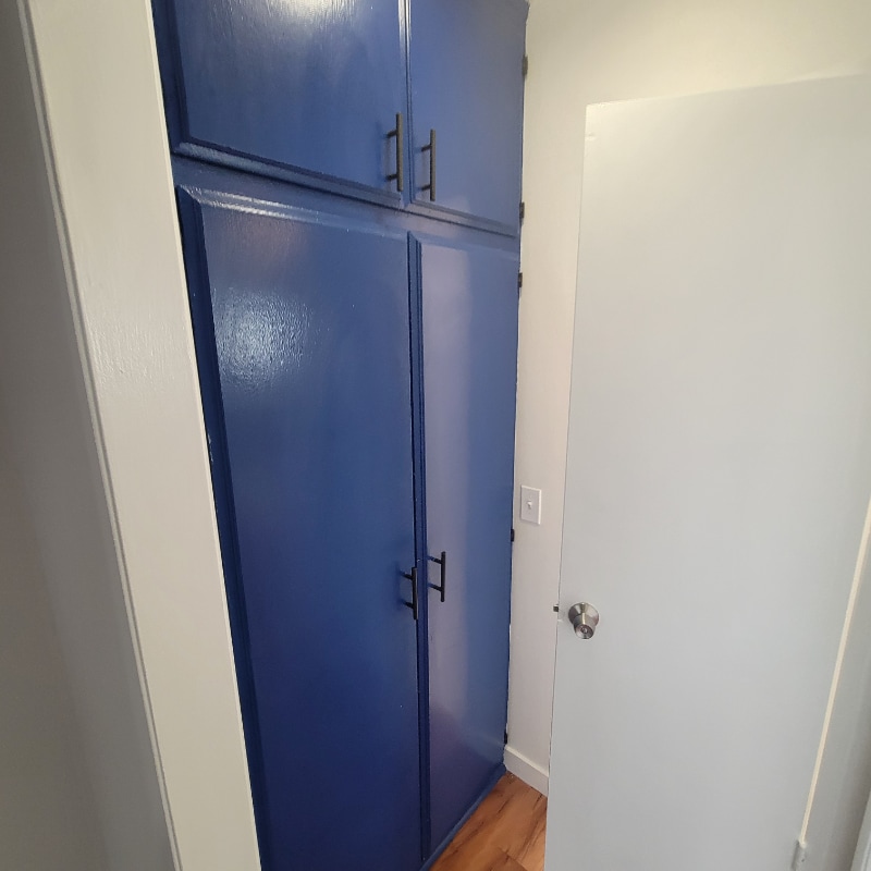 Building Photo - 125 S Ave 53