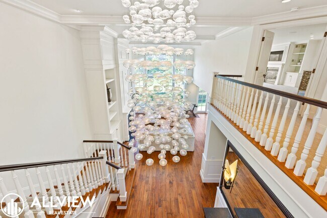 Building Photo - *Move In Special $1,500 Off First Month’s ...
