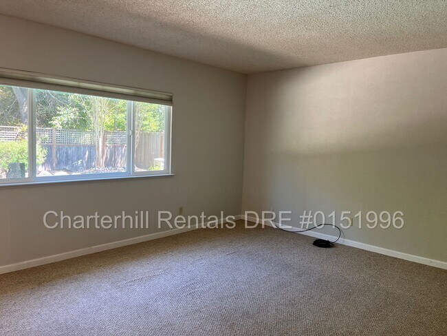 Building Photo - **Spacious 4-Bedroom Home with Pool in Desirable Rincon Valley**