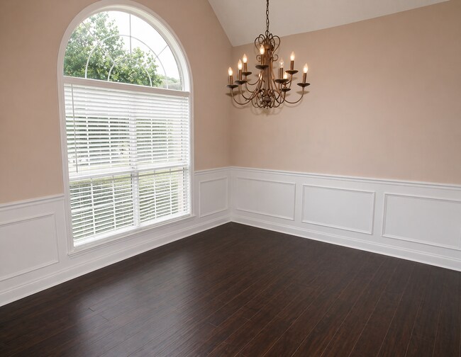 Building Photo - 442 Forest Lakes Dr
