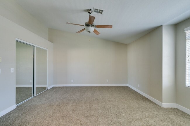 Building Photo - 3BDRM Townhome in Durango Trails community