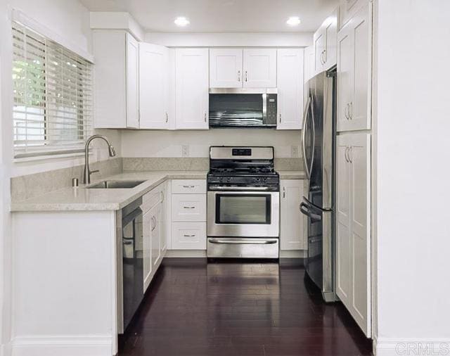 Building Photo - 10670 Esmeraldas Dr