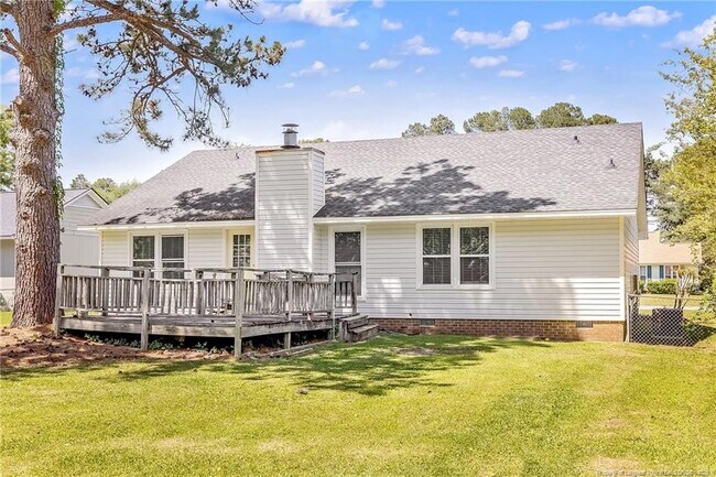 Building Photo - 6837 Woodmark Dr