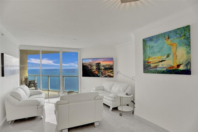 Building Photo - 16699 Collins Ave