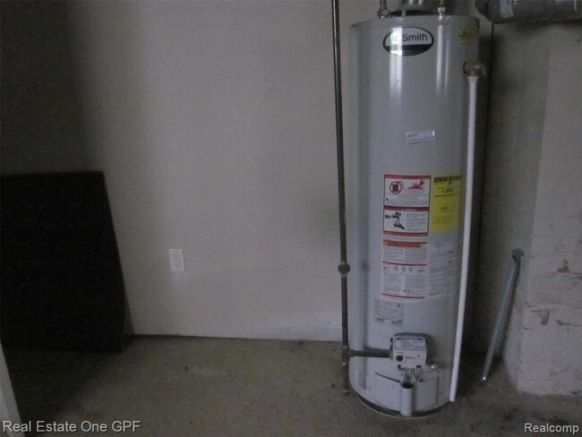 Building Photo - 1016 Beaconsfield Ave