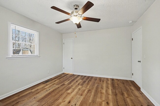 Building Photo - 755 Branch Water