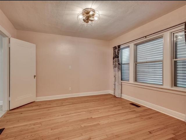 Building Photo - 4507 N Donald Ave