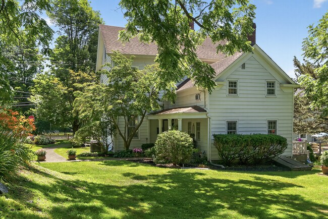 Building Photo - 4 Park View Terrace