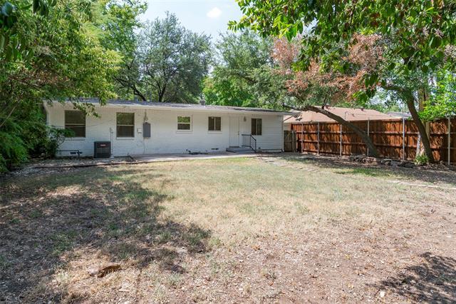 Building Photo - 4023 Park Ln
