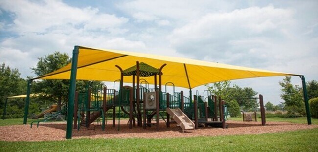 Building Photo - MOVE IN SPECIAL- 3/2.5 Beautiful Energy Ef...