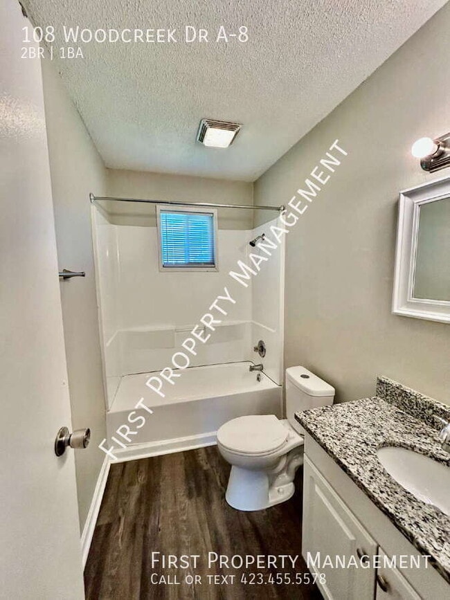 Building Photo - 108 Woodcreek Dr