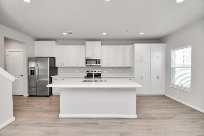 Building Photo - 23823 Cumberland Ridge Dr