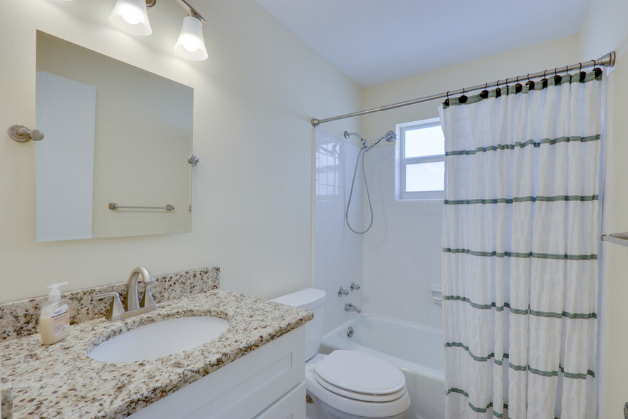 guest bath - 230 S Lakeside Dr