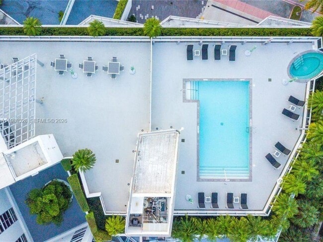 Building Photo - 2001 Meridian Ave