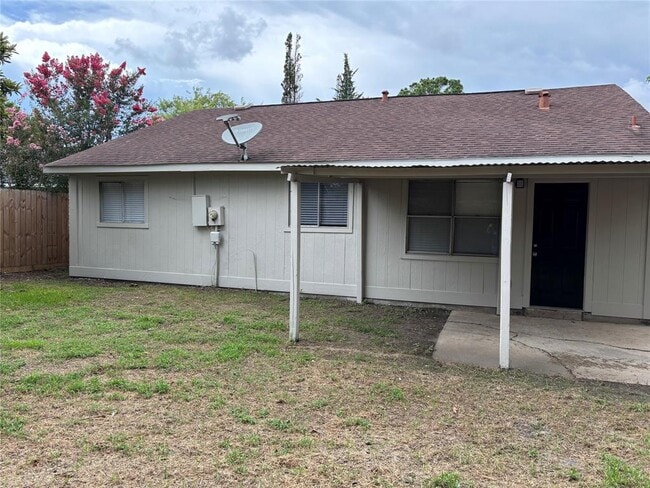 Building Photo - 3139 Wuthering Heights Dr